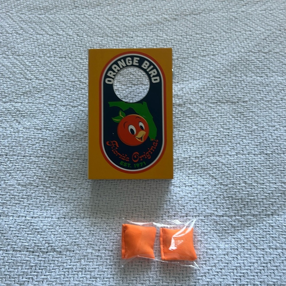 EPCOT Orange Bird Corn-hole Scavenger Hunt Prize 2024 NIB